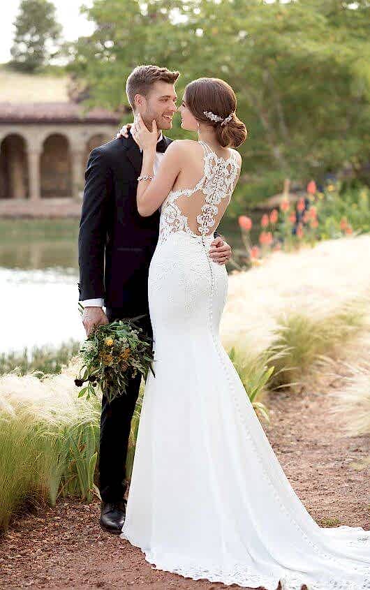 Essense D2405 01 530x845 1