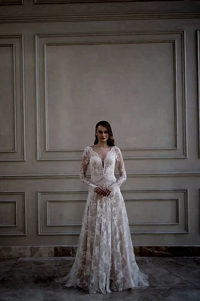 2025 gelinlik modeli semi 4